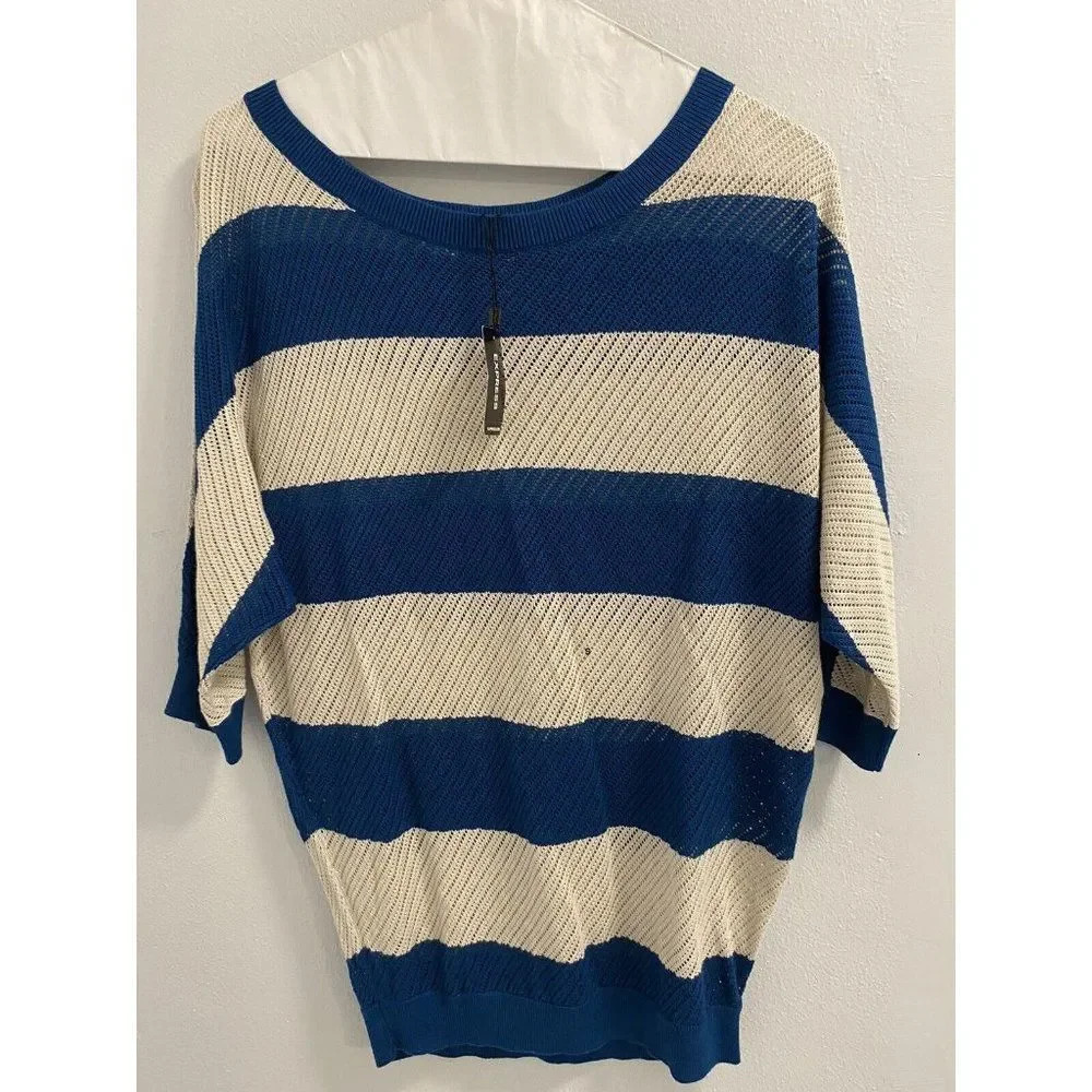 EXPRESS WOMEN’S TOP SIZE SMALL - CREAM & BLUE - GREAT CONDITION